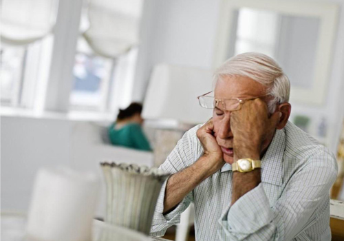 中老年视力模糊套图 老年性视力模糊原因