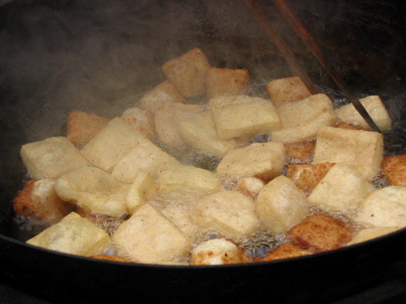 粪水臭豆腐，没准你吃过