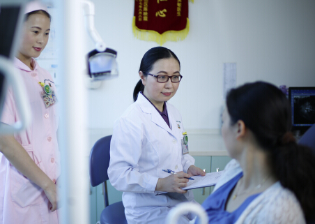 【名医访谈】口腔牙周病的防治_健康资讯_就