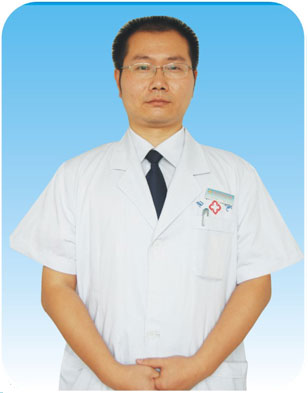 黄志雄
