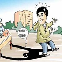 致命隐瞒：小伙被女友感染HIV，谁该告知他真相？