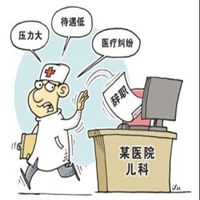 中国儿科“医生荒”，难道国外就很饱和？
