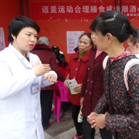湖南省肿瘤医院举办“学雷锋送健康”义诊活动