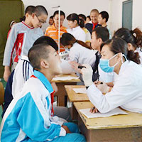 东莞国境医院 暑期特邀北京专家为青少年亲诊