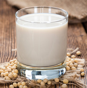 喝豆浆会增加得乳腺癌风险？