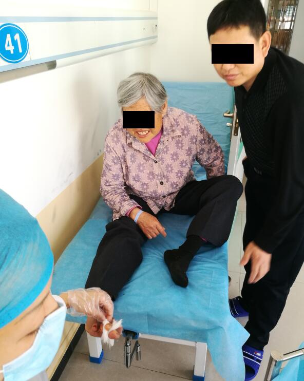 糖尿病动脉硬化打完支架后双肢出现跛行怎么办