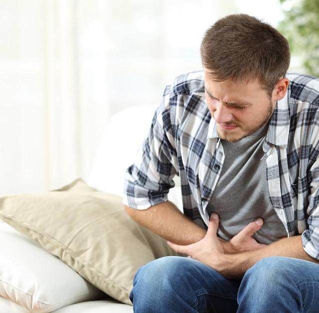 常服阿司匹林会使血管变脆易出血，真的吗？医生告诉你真相