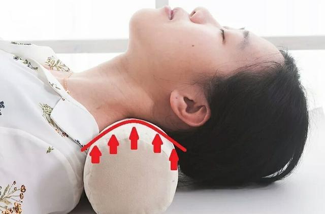 垫枕疗法3.jpg