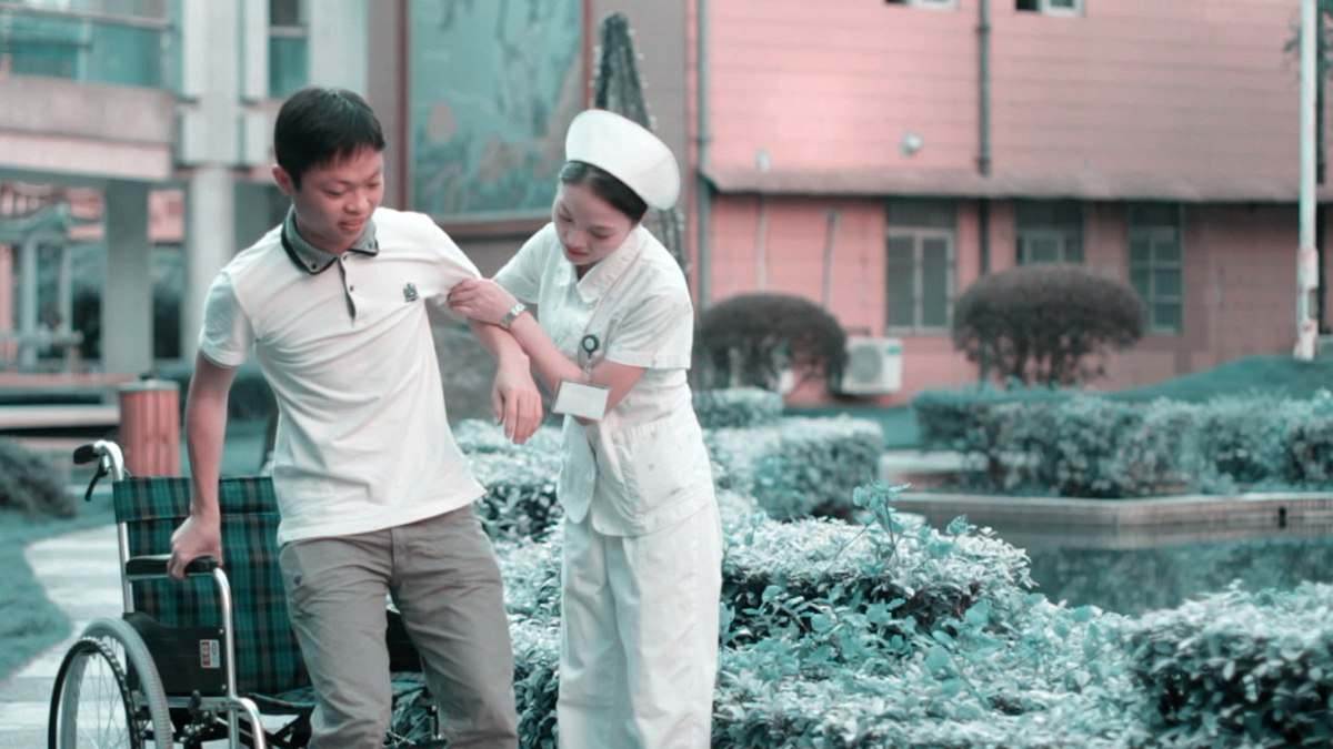 股骨头坏死的临床表现