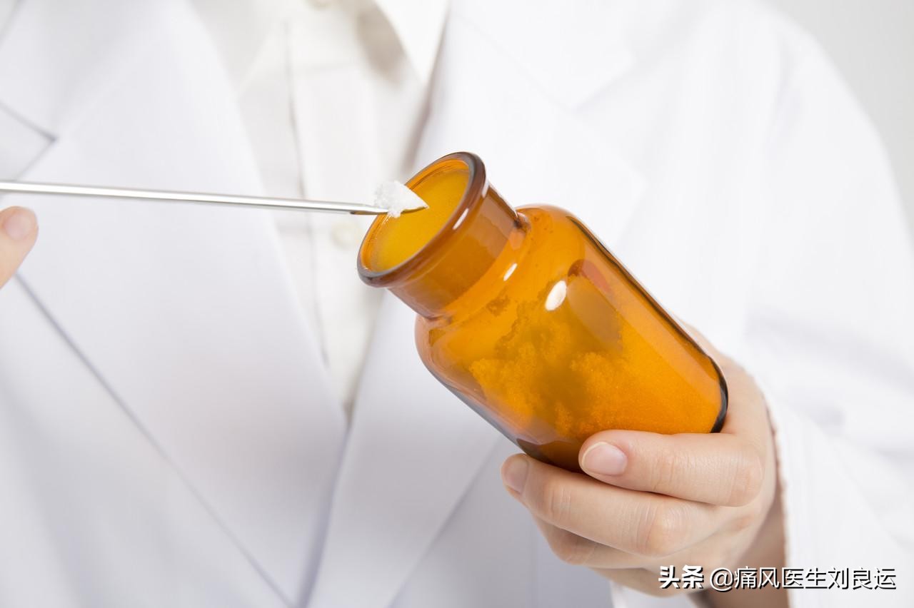 导致尿酸高不仅是高嘌呤饮食，还有这十五种药物，你吃过几种？