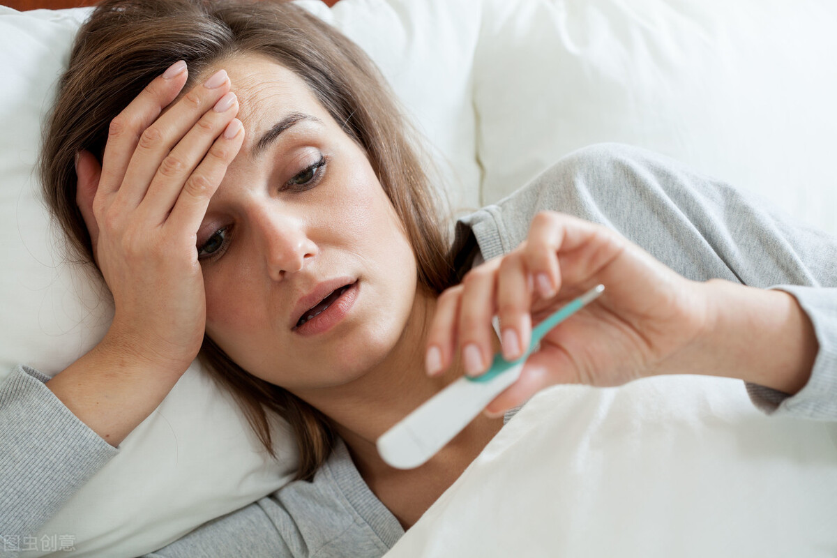 50岁女性疲劳、乏力、肌肉痛，更年期综合征？小心这种风湿病