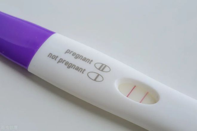 男生偷用女朋友的验孕棒,意外验出两条杠 医生却让他赶紧做手术
