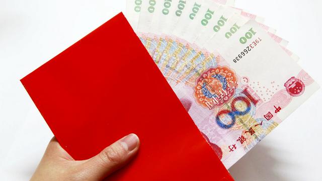 做手术的医生不收红包，病人非常害怕，怎么办？