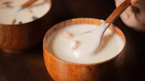 饭后喝酸奶能促消化助减肥？很多人都喝错了！