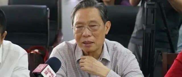 钟南山最新研判：接种第三针新冠疫苗很有必要，老年人尽快接种！