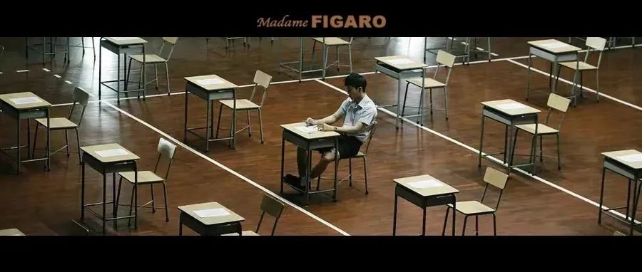 当代年轻人：你在北京拼命加班，我在老家拼命考编