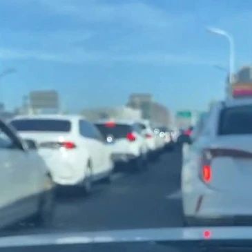 开车别斗气！警惕情绪杀手“路怒症”！