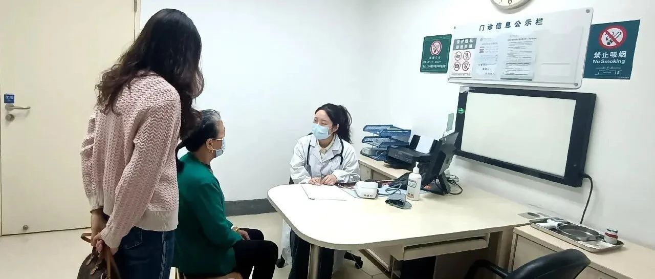 阿里、腾讯、京东健康都在做的AI心理咨询师，是医疗大模型最好的场景吗？